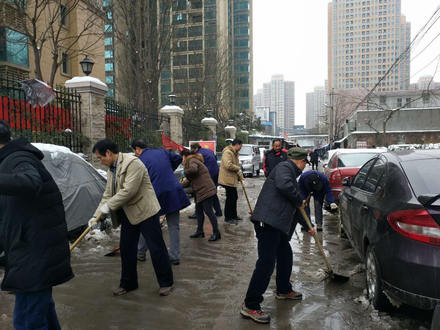 “以雪為令，御雪奮戰(zhàn)” 西安工業(yè)投資集團再行動